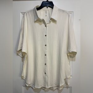 Zenana Outfitters Cream Button-Up Shirt